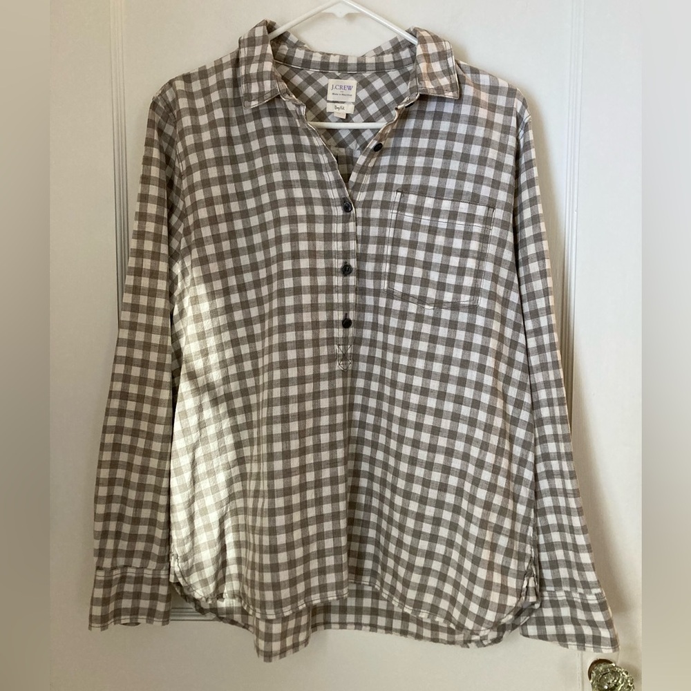 J. Crew | Boy-Fit Gingham Popover Shirt Grey and White Size Large